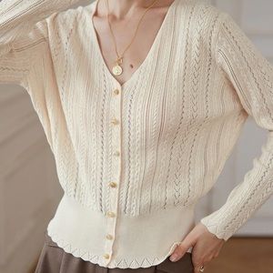 NWOT Simple Retro Anna Cable Knit Cardigan in Apricot M